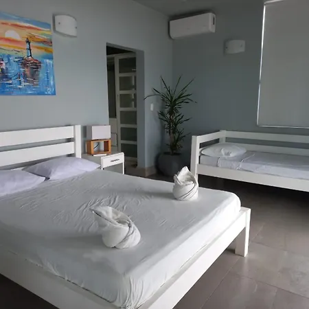 Magnific Rock - Surf Resort & Yoga Retreat Nicaragua Popoyo Exterior photo