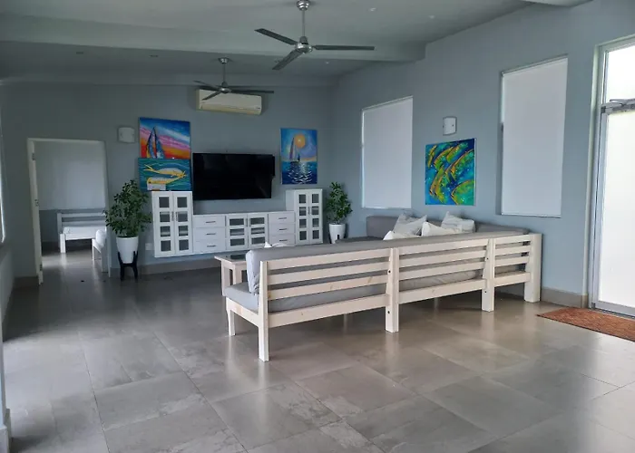 Magnific Rock - Surf Resort & Yoga Retreat Nicaragua