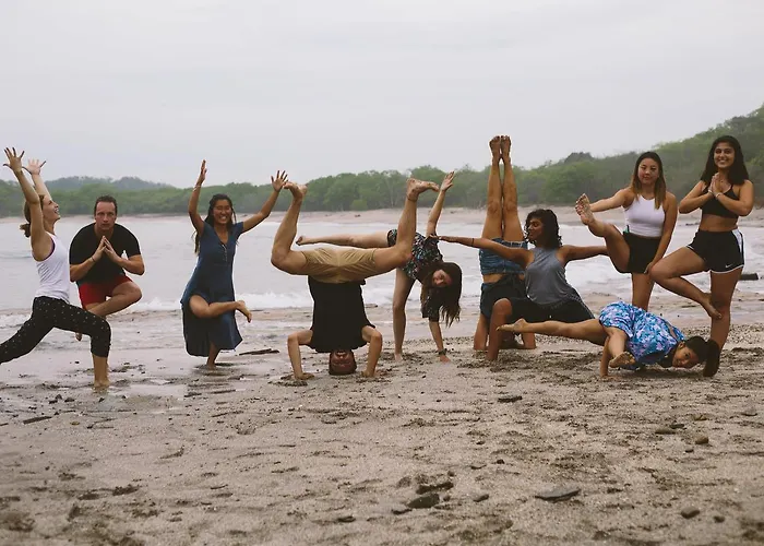 Magnific Rock - Surf Resort & Yoga Retreat Nicaragua