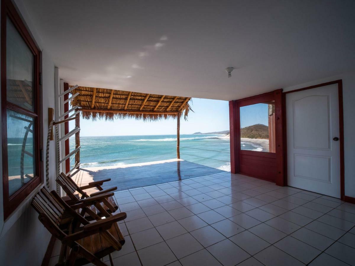 Hotel Magnific Rock - Surf & Yoga Retreat Nicaragua